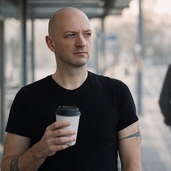 858: Kapcsolatban, de egyedül - hogyan ismerd fel, hogy ideje lépni?