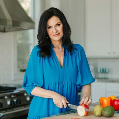 Meet Mary Claire Haver, a Top Menopause Influencer Meet Mary Claire Haver, a Top Menopause Influencer