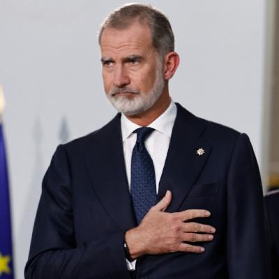 Felipe VI, a las víctimas de la DANA: "Hay un sentimiento de dolor sincero que nos une a vosotros y que os acompaña en vuestro duelo" Felipe VI, a las víctimas de la DANA: "Hay un sentimiento de dolor sincero que nos une a vosotros y que os acompaña en vuestro duelo"