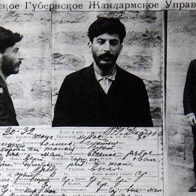 S8 Ep160: PREVIEW — Michael Bernstam (Hoover Institution) — Russia's Deepening Revenue Crisis. Bernstam explains that Russia is systematically failing to close its widening budget deficit gap through gold sales or domestic bond offerings, rendering oil export reven