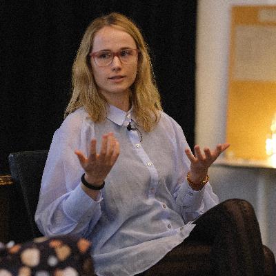 Ohlasy naživo s religionistkou Janou Nenadalovou o alternativní spiritualitě