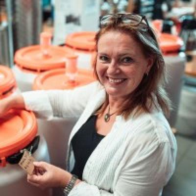 Gedistilleerd 1) Alwine van Winsen Gedistilleerd 1) Alwine van Winsen